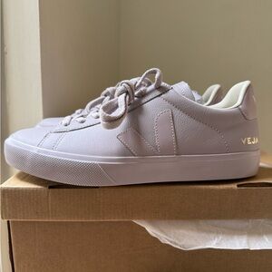 Veja Campo full parm Lavender Sneakers size 9